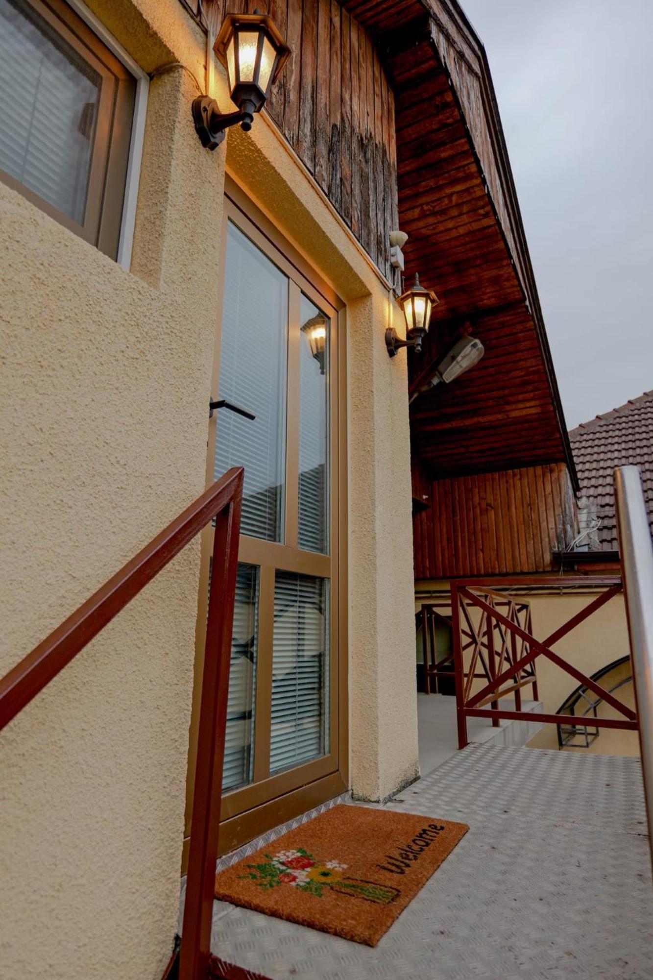 Transylvanian Hideaway Apartment Sibiu Eksteriør bilde